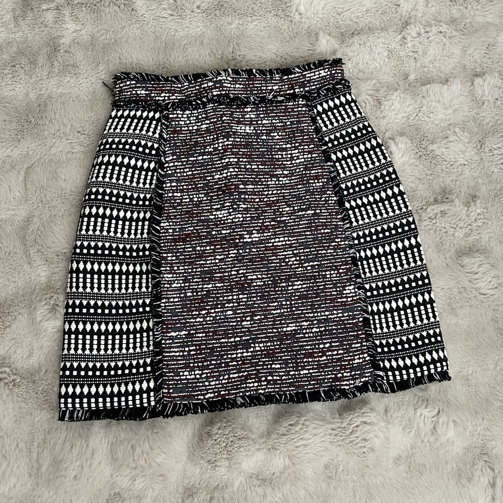 French Connection Skirt‎ Womens 2 Purple Black Tweed Fringe Academia Preppy
